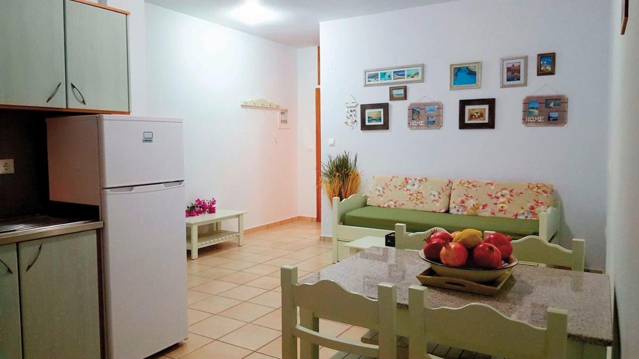 Stoúpa Bonos Apartments מראה חיצוני תמונה